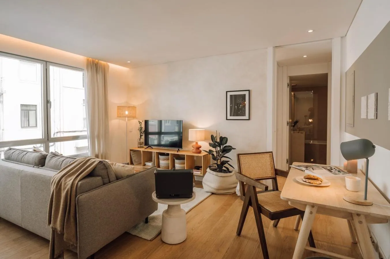 Annunziata - 1 Bedroom And Parking In Alvalade Lissabon 0*,